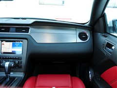 2012款 5.0L GT自动豪华型