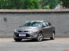 2011款 2.0L GTDi240豪华运动导航版