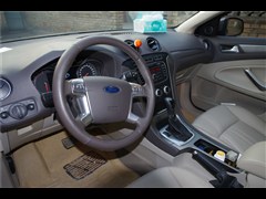 2011款 2.3L 时尚型