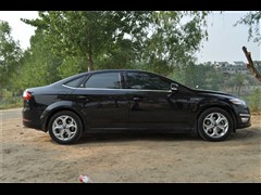 2011款 2.0L GTDi240豪华运动型