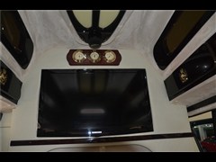 2011款 5.4L 普通游艇版