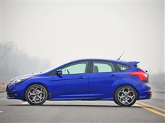2013款 2.0T ST 标准版