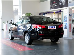 2012款 2.0L 自动精英版