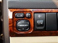 2013款 1.8L 手动舒适版