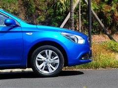 2013款 1.6L 自动至尊ESP版