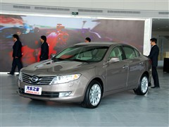 2011款 2.0L 自动尊贵版