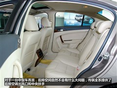 2011款 2.0L 自动尊贵版