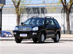 2013款 1.8T 汽油手动两驱导航版