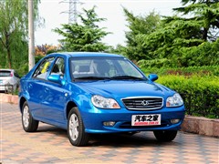 2011款 1.0L 手动精英型