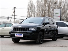 2013款 2.0L 两驱炫黑豪华版