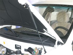 2005款 1.6L 标准型