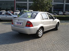 2005款 1.3L 经典基本型