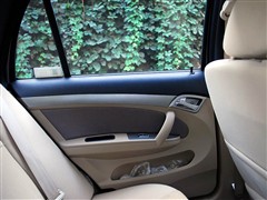 2007款 1.3L 手动精致舒适型