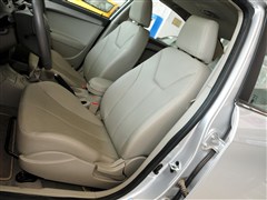 2012款 1.5L 手动尊逸型