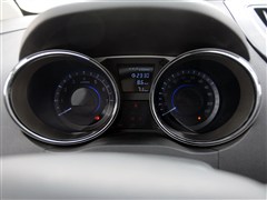 2013款 1.8L MT豪华型