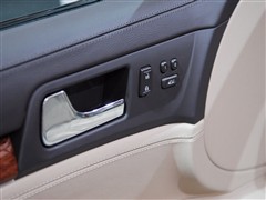 2007款 4.6 旗舰型