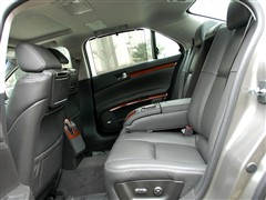 2010款 3.0L 豪华型