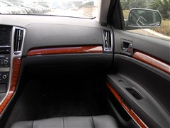 2010款 3.0L 豪华型