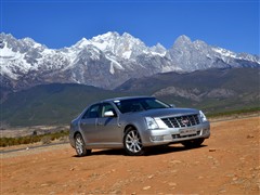 2011款 2.0T 行政版