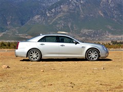 2011款 2.0T 行政版