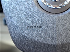 2011款 2.0T 行政版