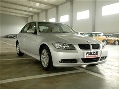 2007款 320i 豪华型