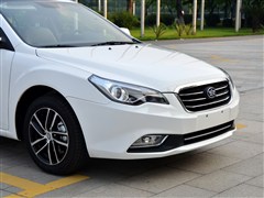 2013款 1.6L MT豪华型