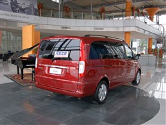 2006款 Viano 3.2L