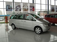 2006款 Viano 3.2L