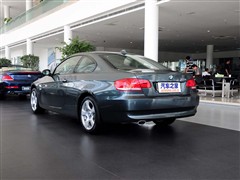 2009款 320i双门轿跑车