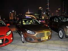 2015款 1.5L 自动时尚型