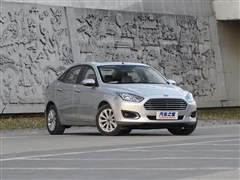 2015款 1.5L 自动时尚型