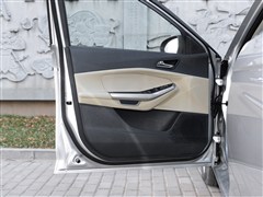 2015款 1.5L 自动时尚型