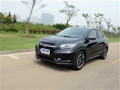 2015款 1.8L CVT四驱旗舰型