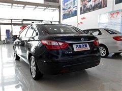 2014款 1.5L 手动智驱尊尚型