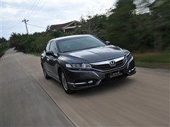 2015款 2.0L 尊贵版