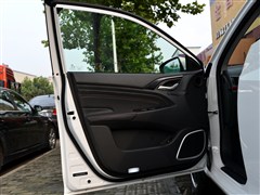 2014款 1.5T 酷黑骑士旗舰型