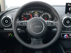 2014款 Limousine 35 TFSI 自动豪华型