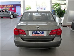 2015款 1.6L 手动时尚型