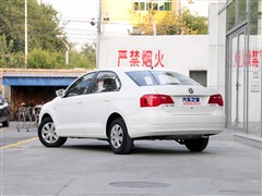 2015款 1.6L 自动时尚型