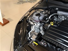 2015款 1.6L 手动时尚型