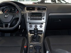 2015款 1.6L 手动时尚型