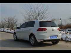 2015款 1.6L 自动舒适型