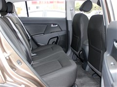 2015款 2.0L 手动两驱版GL