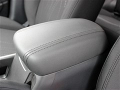 2015款 2.0L 手动两驱版GL