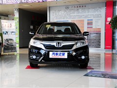 2015款 1.8L 自动豪华版