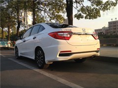 2015款 1.8L 自动豪华版