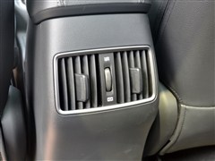 2015款 2.0L 自动四驱尊贵型DLX