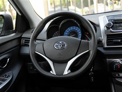 2015款 1.5E 自动魅动版