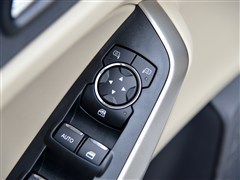 2015款 1.5L 手动舒适型